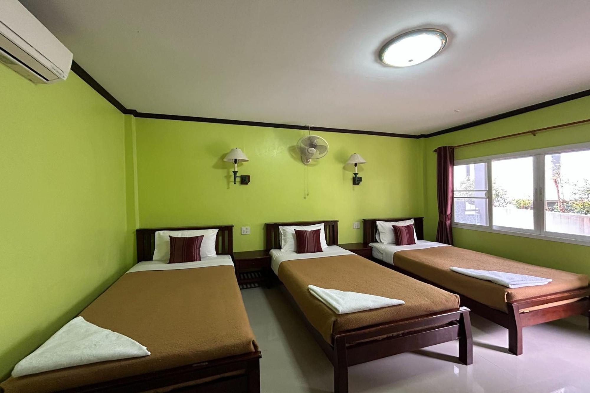 Me Mee Place & Tour Krabi Ao Nang Dış mekan fotoğraf
