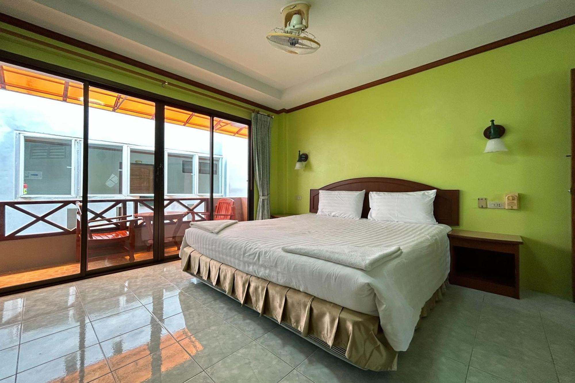 Me Mee Place & Tour Krabi Ao Nang Dış mekan fotoğraf